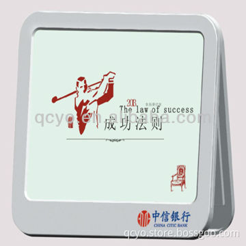 2013 QCY-Z-T041 acrylic fashionable and high quality square desk calendar display